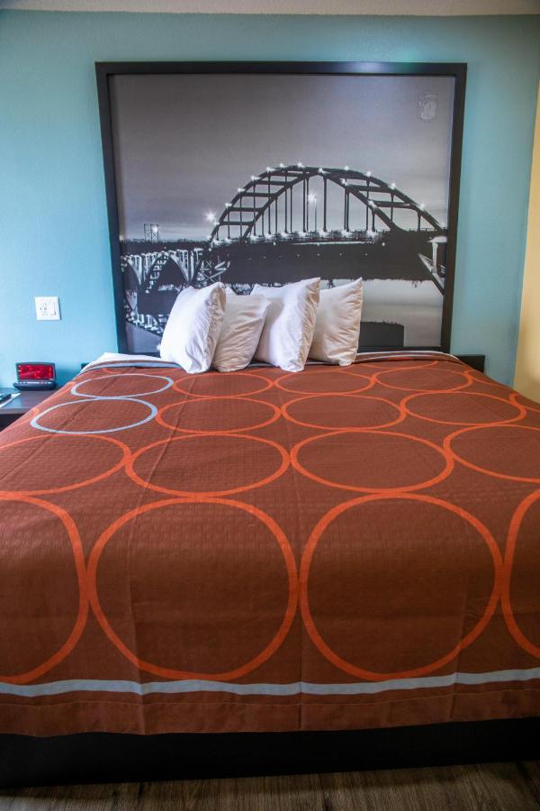 Super 8 By Wyndham Mountain Home Bagian luar foto