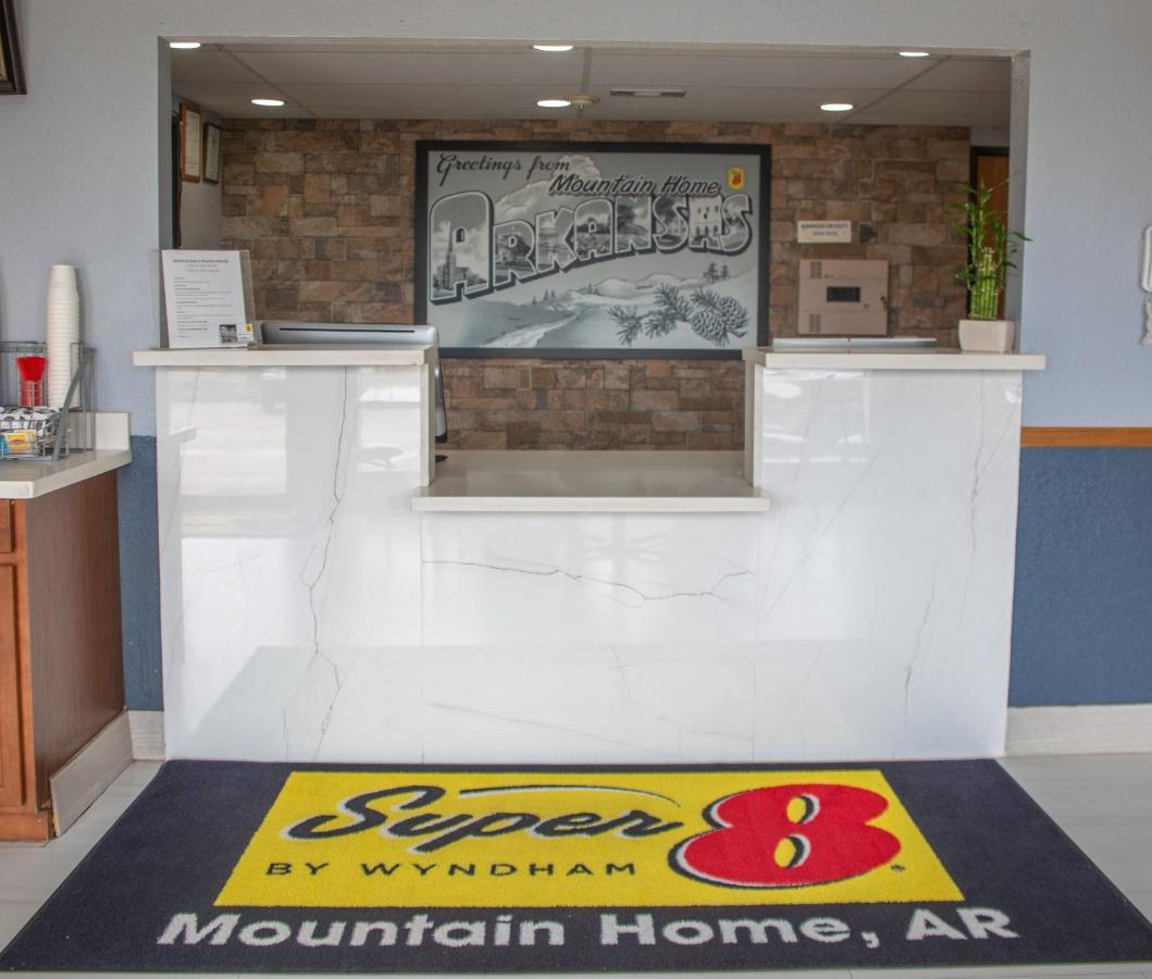 Super 8 By Wyndham Mountain Home Bagian luar foto