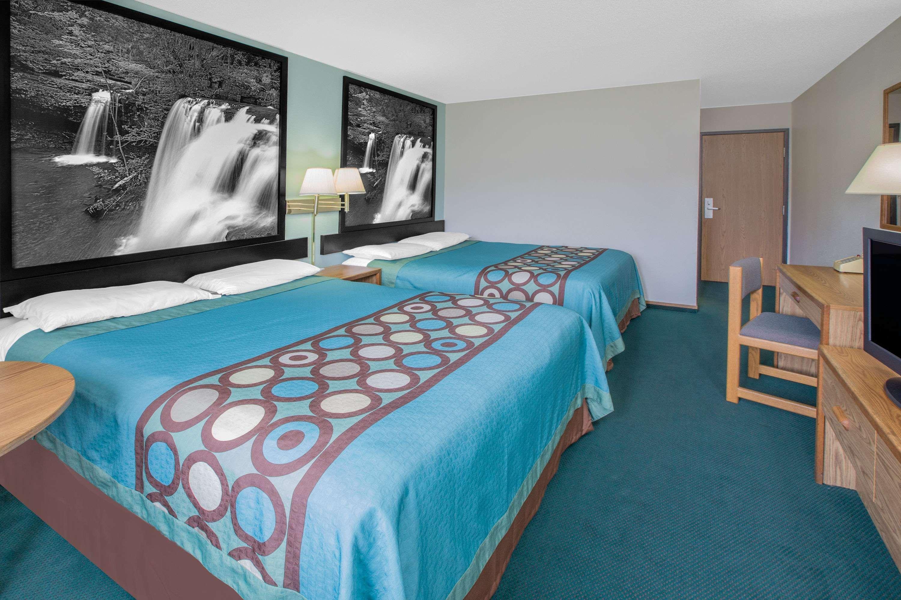 Super 8 By Wyndham Mountain Home Bagian luar foto